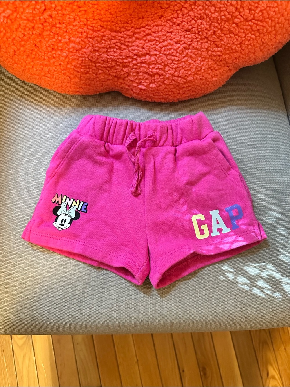 Disney Pink Minnie Mouse GAP Logo Shorts Size 12-18 Months